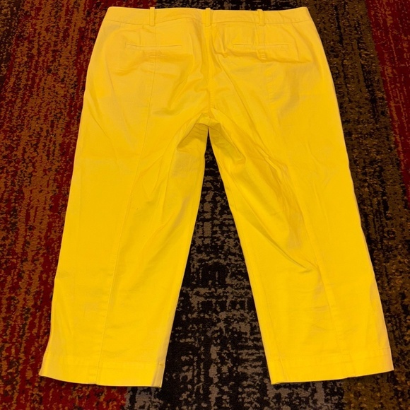 Talbots size petite 14 adorable yellow capri crop pants - Picture 5 of 7